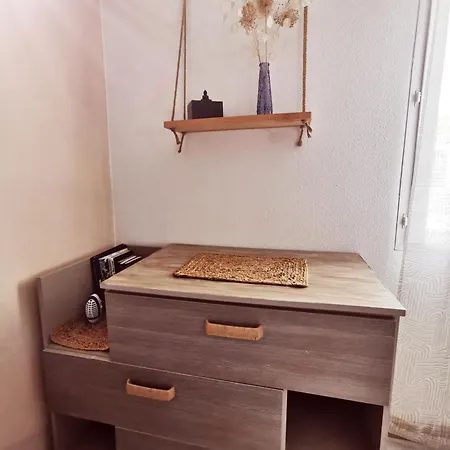 ヴィラ Petite Maison Cosy 4 Couchages A 700 M De La *